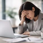 パワハラ・メンタル労災で会社や労基署とのやり取りに悩む方を社労士が窓口サポートするイメージ